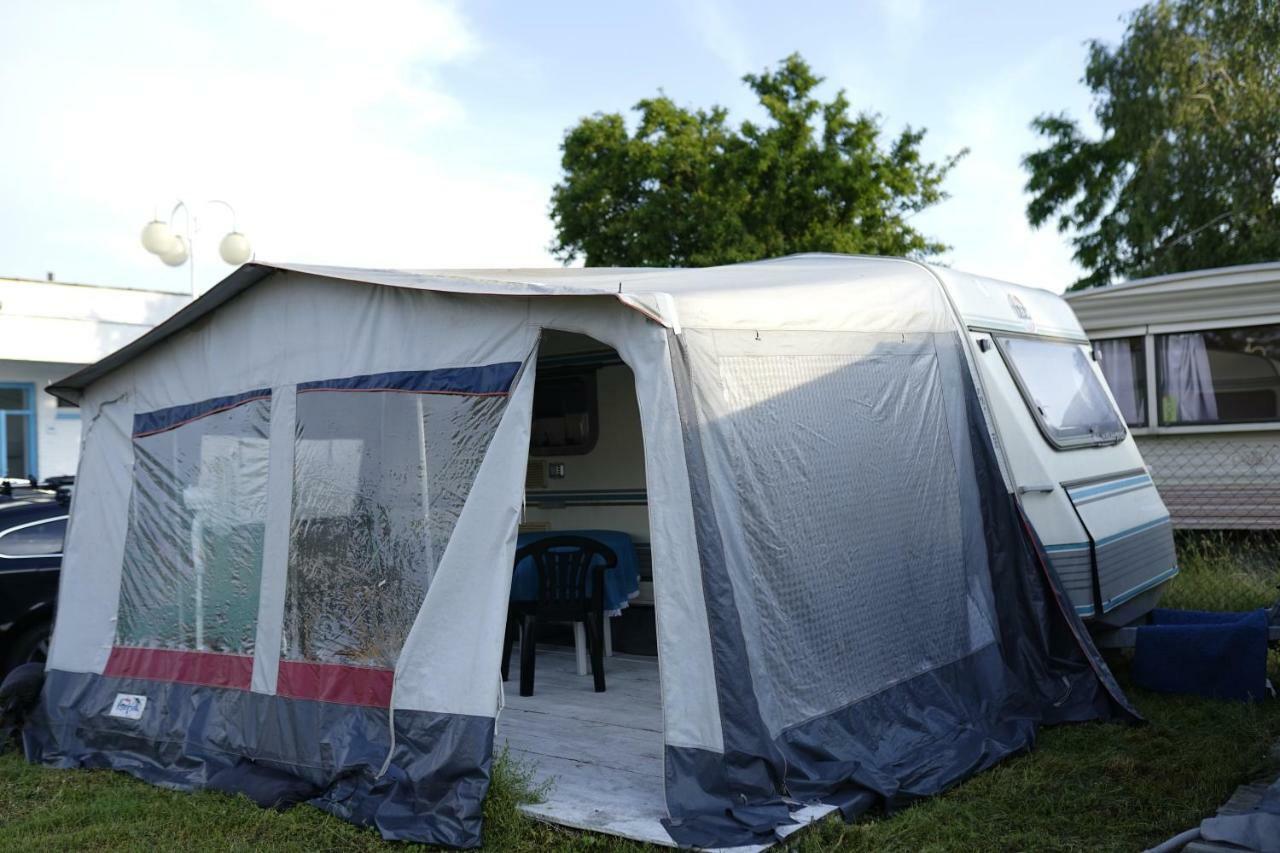 מלון יאסטארניה Sonata Camp מראה חיצוני תמונה